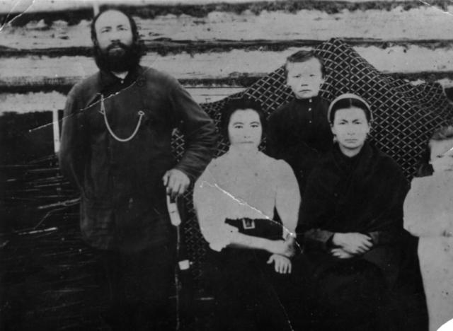 Его дочь Римма Лукинична и жена Луки - Ольга Сергеевна (урожденная Га…