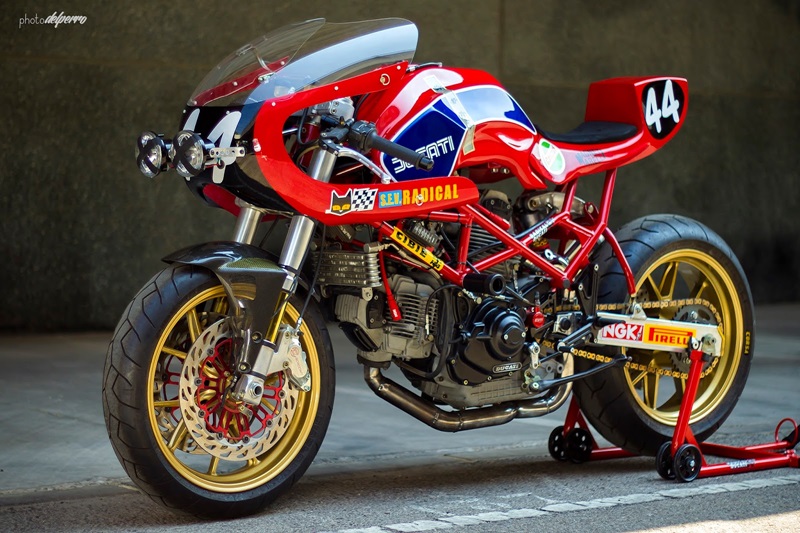 Кастом Radical Ducati Monster M900