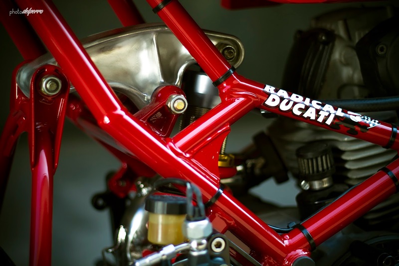 Кастом Radical Ducati Monster M900