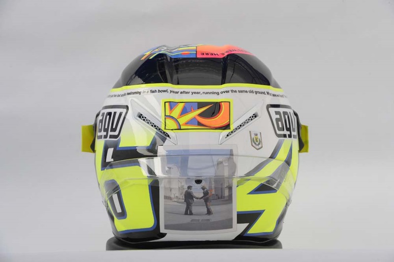 Дизайн шлема Валентино Росси на Гран При Сан-Марино 2013 (фото)