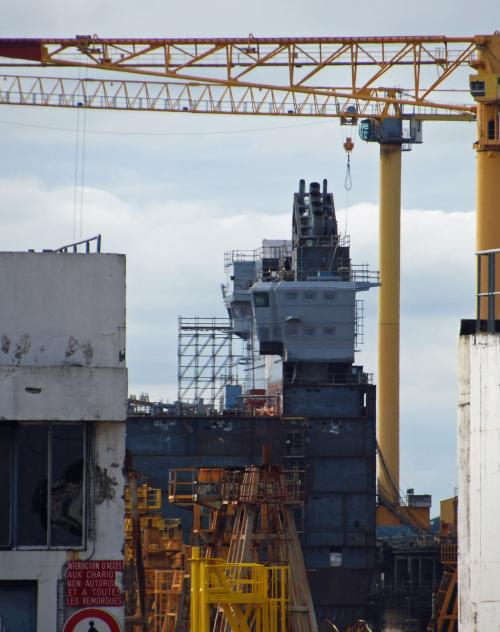 Under construction at the shipyard STX France helicopter landing ship dock "Vladivostok" - the lead ship Mistral-class for the Russian Navy.  Saint-Nazaire, June 2013 (c) Vincent Groizeleau / www.meretmarine.com