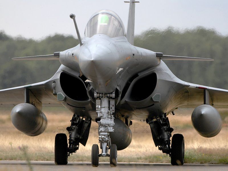 Представители индийского Министерства обороны выразили сомнение в низкой стоимости жизненного цикла французских истребителей «Rafale»