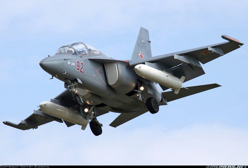 Самолеты Як-130 примут на вооружение в августе