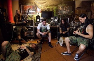 Suicide Silence отправятся в студию через неделю