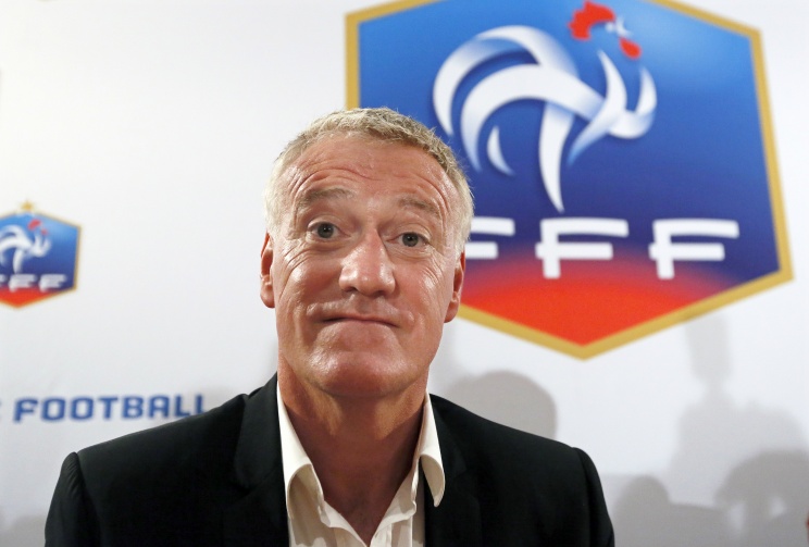 Главный тренер сборной Франции по футболу Дидье Дешам продлил контракт до 2016 года