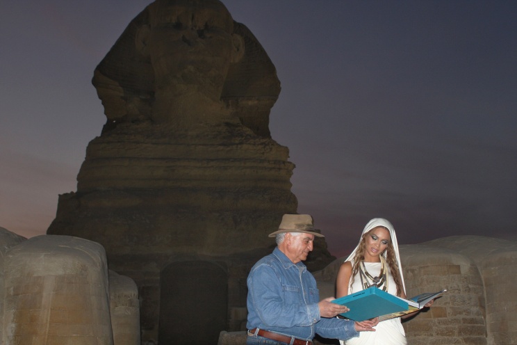 Известную американскую певицу Бейонсе не пустили на экскурсию к пирамидам в Гизе