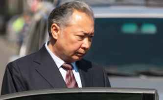 Брат экс-президента Киргизии заочно приговорен к пожизненному заключению