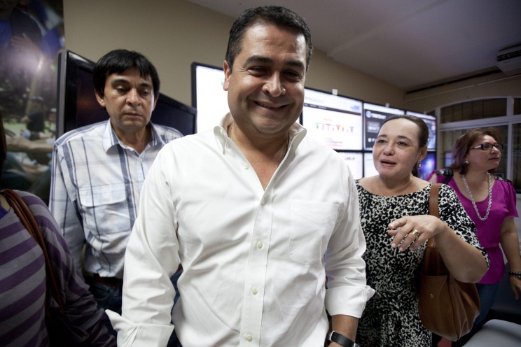 Новым президентом Гондураса официально объявлен кандидат от правящей партии Хуан Эрнандес