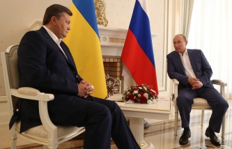 Азаров: Россия и Украина подготовили "дорожную карту" восстановления сотрудничества