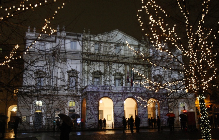 Миланский театр "Ла Скала" завершил год Верди оперой "Травиата"