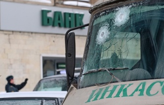 СК: инкассаторы, перевозившие 200 млн рублей в Петербурге, в ссоре застрелили друг друга
