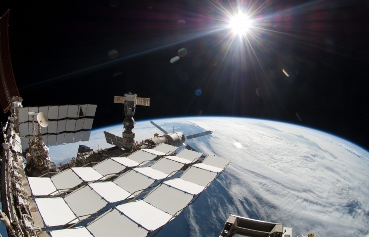 NASA: астронавты могут совершить два-три выхода в космос для устранения неполадок на МКС