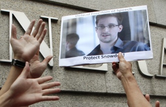 Бразильские сенаторы выступили за предоставление Сноудену политического убежища