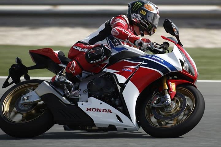 Джонатан Рей и Леон Хаслам испытали спортбайк Honda CBR1000RR Fireblade SP 2014