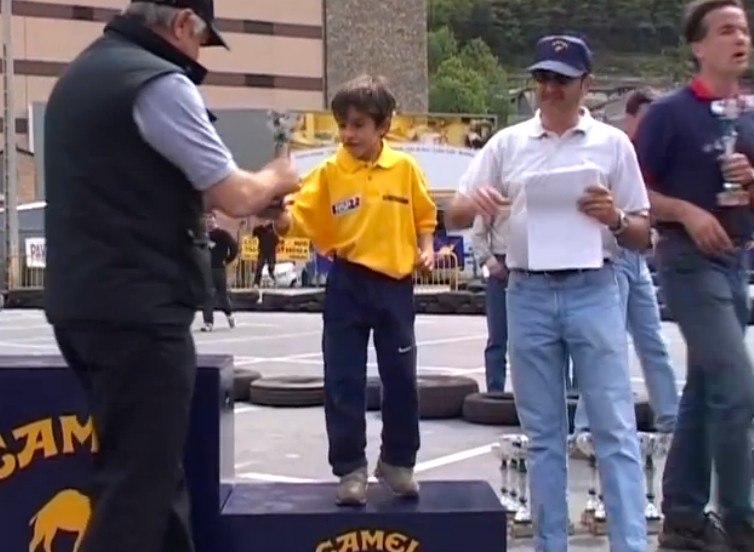 2001 год, гонки на минимото: Марк Маркес и Пол Эспаргаро (видео)