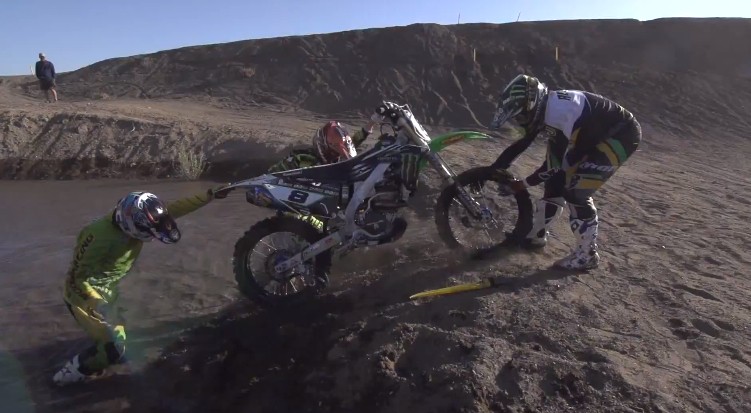 Dirt Rider - тест на выносливость 2013 (видео)