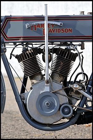 Harley-Davidson 7D Twin 1911 и множество других ретро мотоциклов на аукционе Mecum Auctions