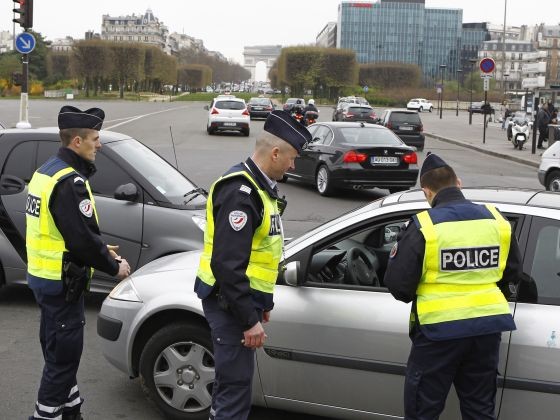 Очередной безумный закон во Франции