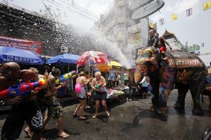 В Таиланде встретят Новый год «водными процедурами»