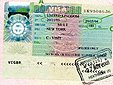 Британцы предлагают россиянам подавать документы на визу за три месяца
