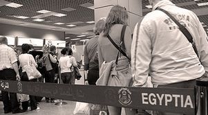 МИД РФ не рекомендует российским туристам покидать курортные зоны Египта