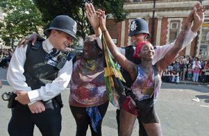 Великобритания: в Хитроу состоится карнавал Ноттинг-Хилл