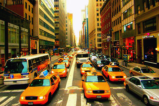 Машин Uber в Нью-Йорке стало больше, чем "желтых такси"