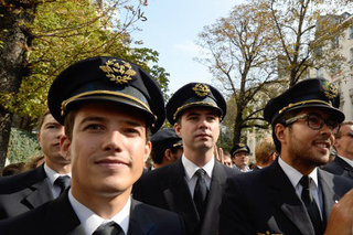 Профсоюз летчиков Франции выступил против правила "двух человек в кабине"