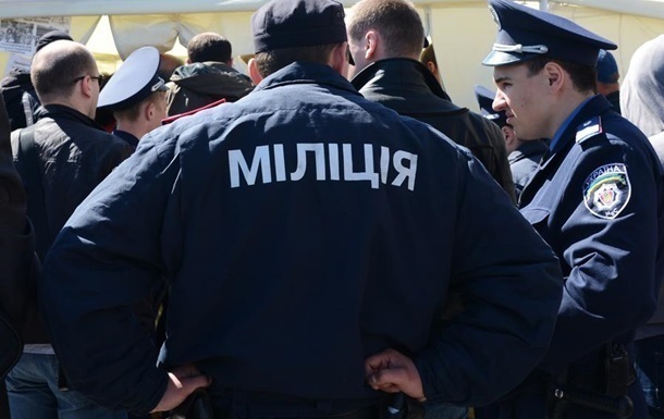 Киевлянин вызвал милицию в аптеку, не обслужившую его по-украински