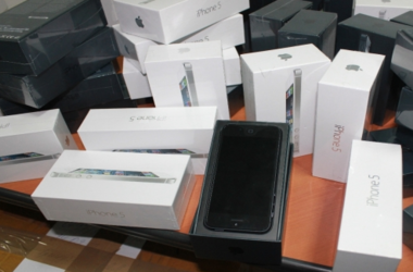Контрабандные мобильные телефоны и планшеты на 1 млн грн изъяли в Сумской области