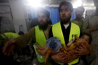 В Пакистане из-за наводнения погибли 37 человек